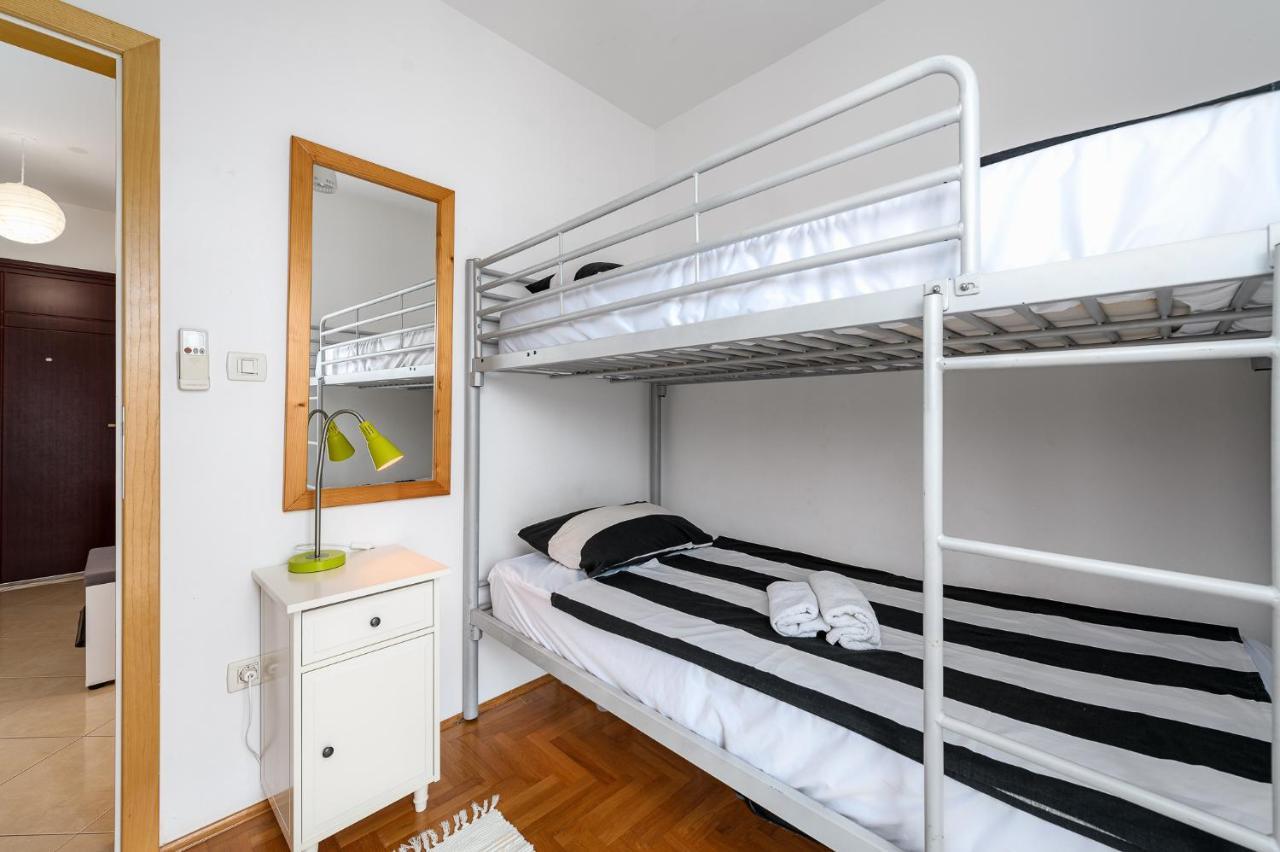 Apartment Ares 13 In Umag Center المظهر الخارجي الصورة